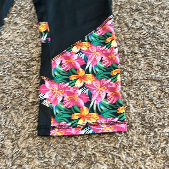 Zone pro Hawaiian flower leggings - Picture 3 of 7